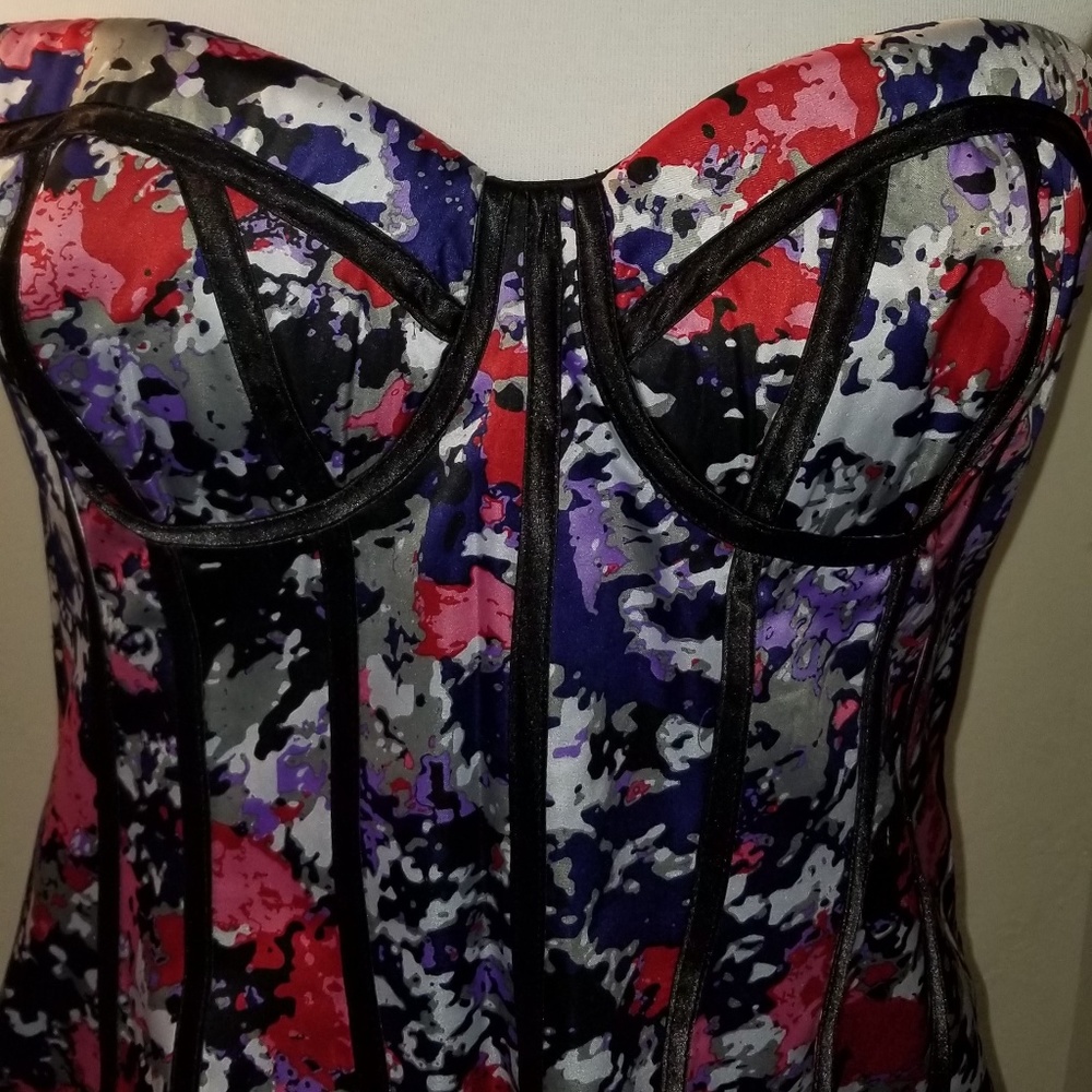 EUC 2B Bebe corset top - Picture 2 of 6